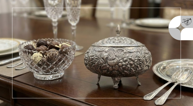 نقش ظروف نقره در دکوراسیون و پذیرایی لوکس